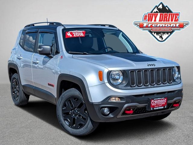 2018 Jeep Renegade Trailhawk in Glacier Metallic — front three-quarter view