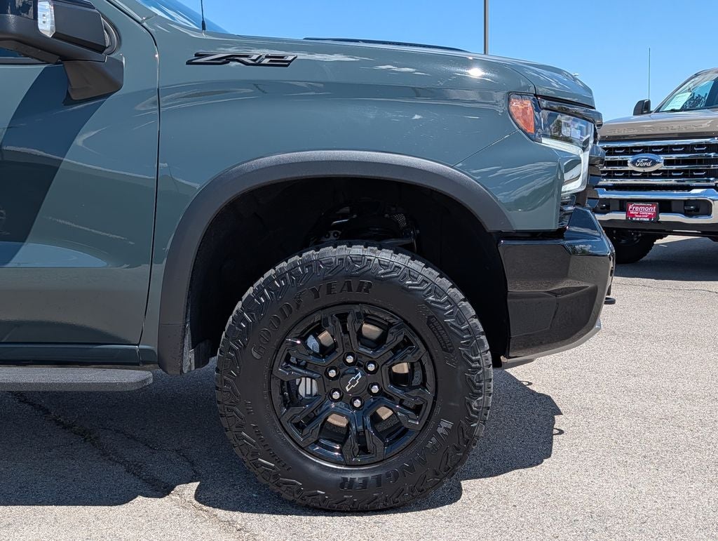 2025 Chevrolet Silverado 1500 — interior view