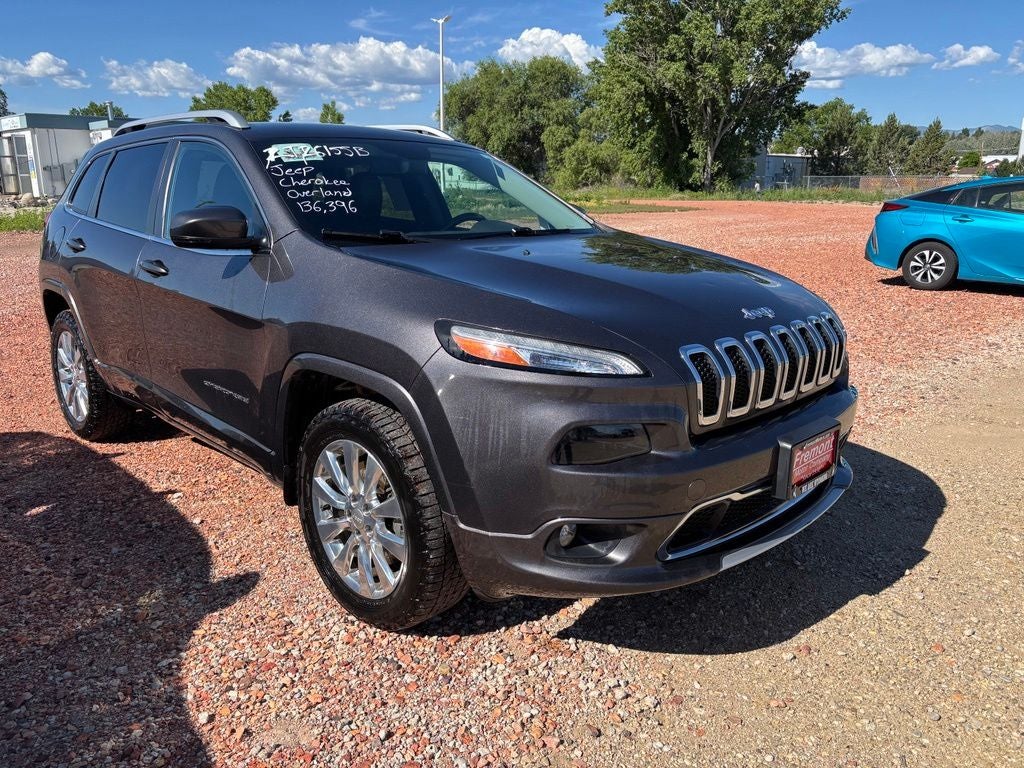 2018 Jeep Cherokee Overland in Granite Crystal Metallic Clearcoat — front three-quarter view