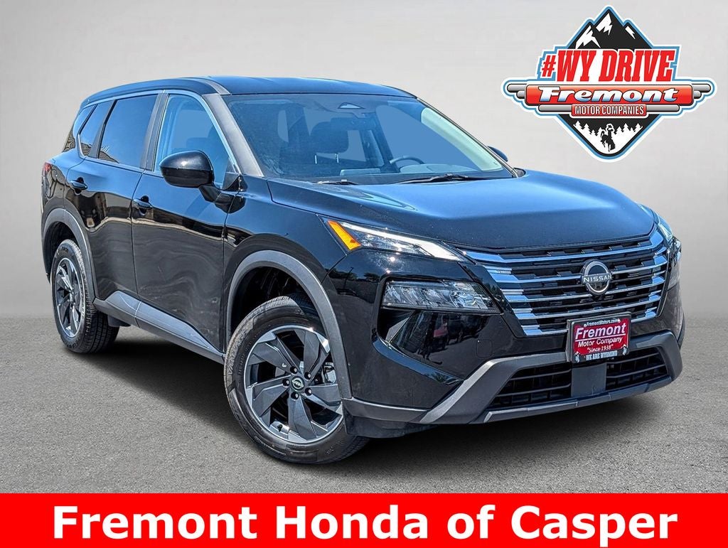 2025 Nissan Rogue SV AWD in Super Black — front three-quarter view