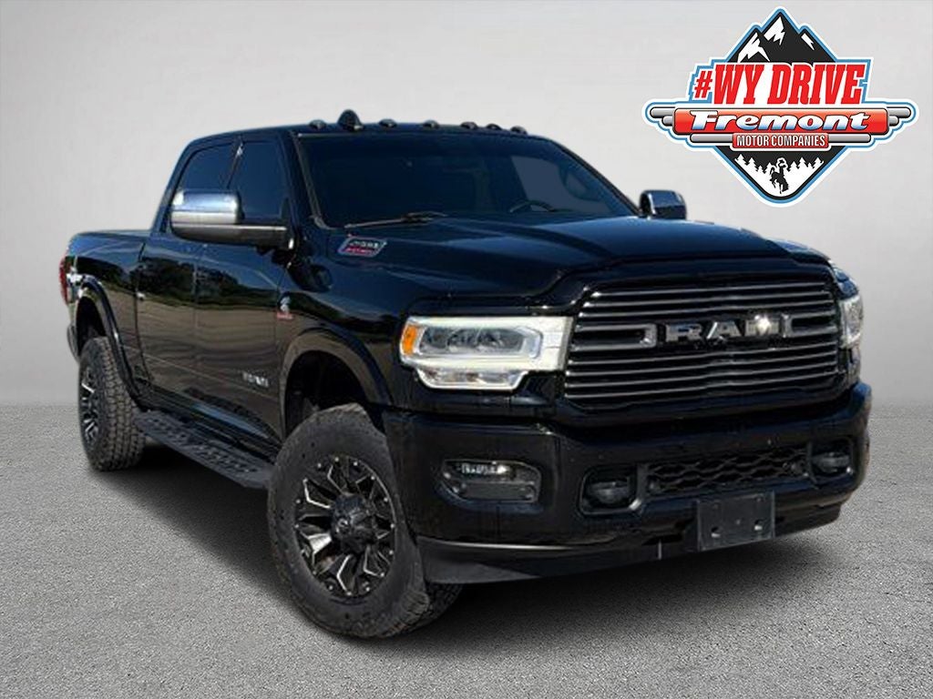2019 RAM 2500 Laramie in Diamond Black Crystal Pearlcoat — front three-quarter view